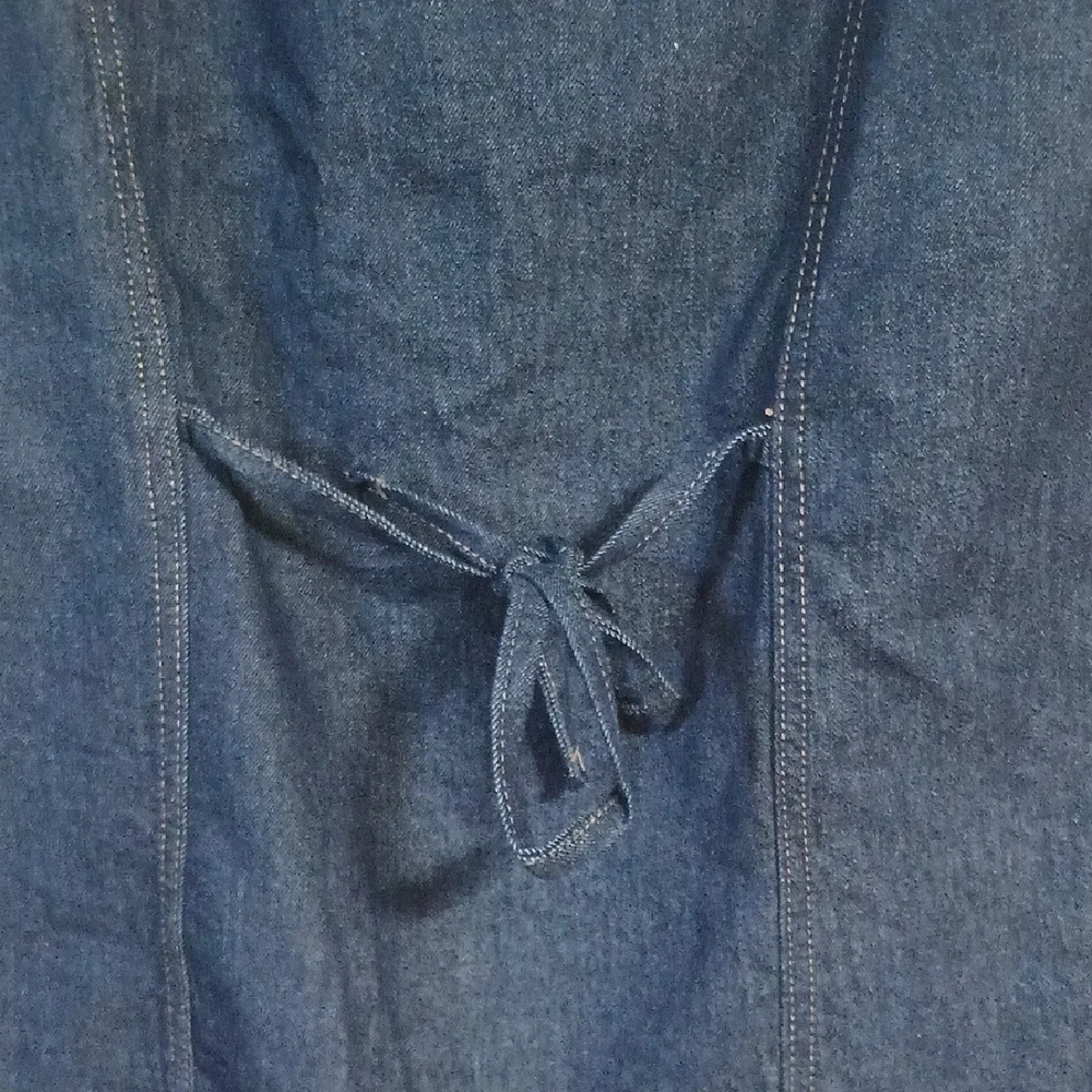 Women's Denim Sleeveless Vest - Picture 5 of 9